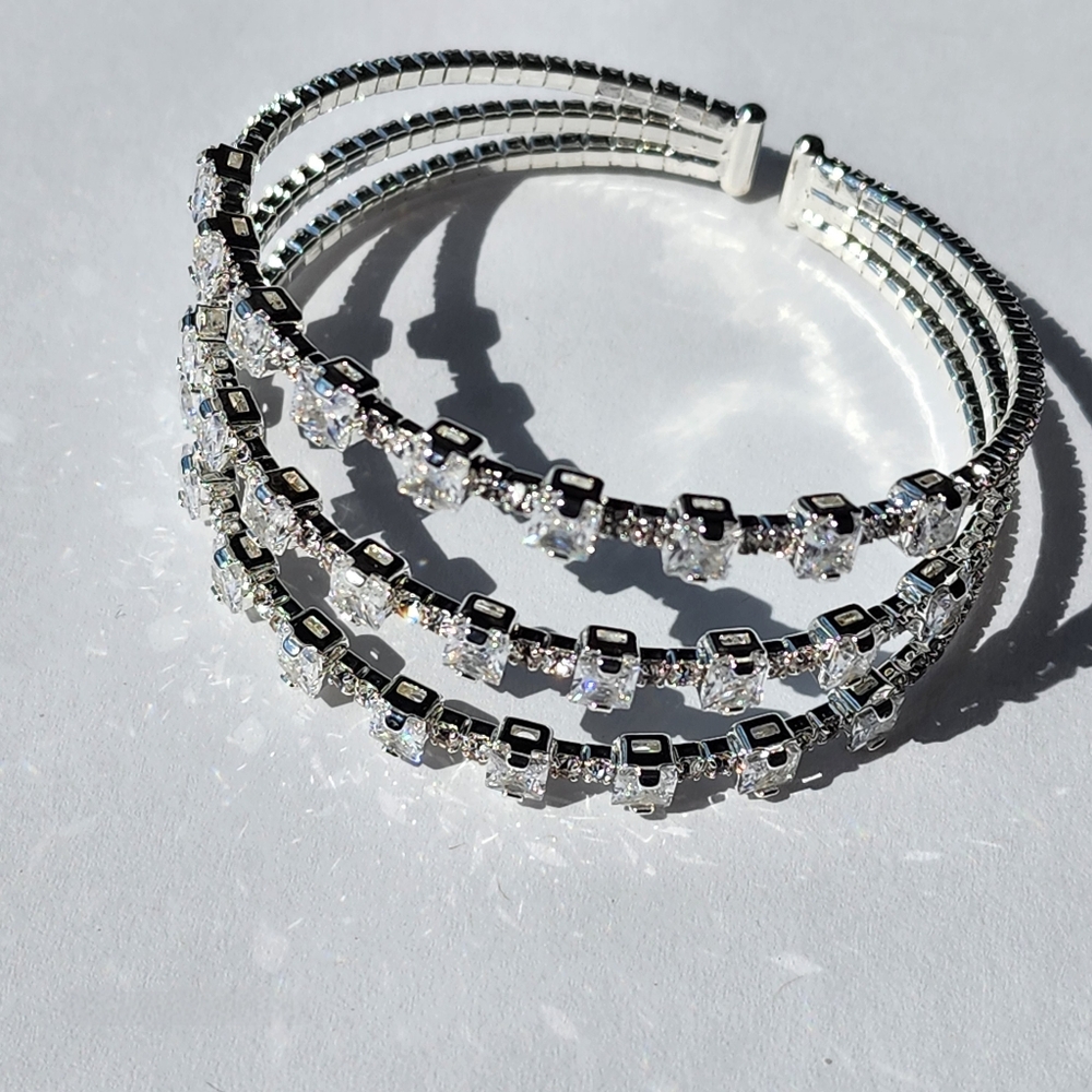 Women's Cubic Zirconia Square Cupchain Cuff Bangle - Picture 4 of 8